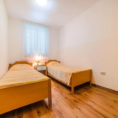 Leveric 230 * Rovinj