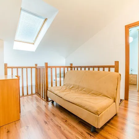 Leveric 230 Apartmán